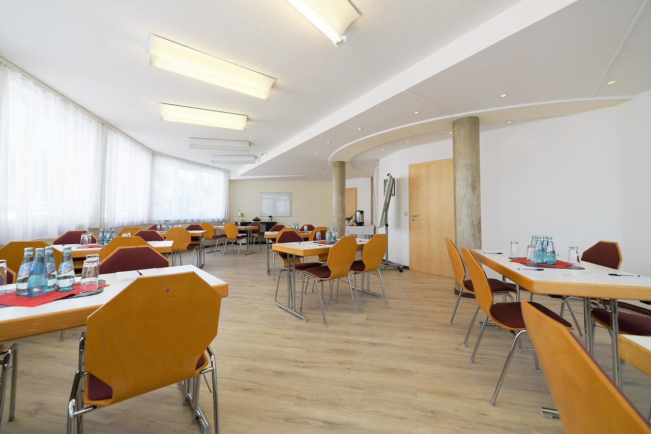 Hotel Best One Rossdorf  Ngoại thất bức ảnh