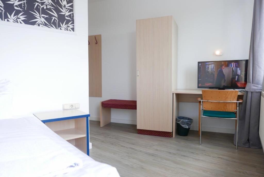 Hotel Best One Rossdorf  Ngoại thất bức ảnh